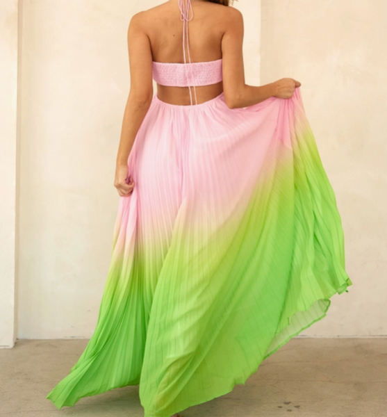 Sweetheart Neck Pleated Maxi Halter Dress