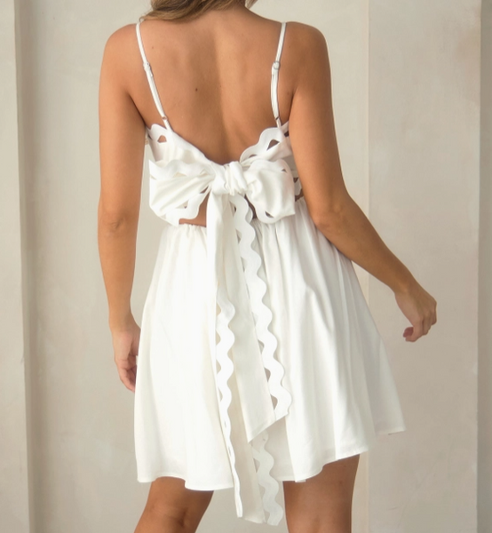 scallop cut out dress The Ellasandra Scallop Cut Out Midi Dress Thread + Seed